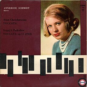 Annerose Schmidt am Klavier